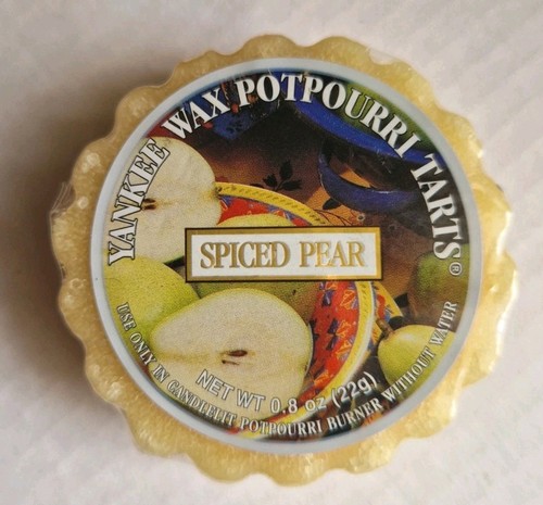 Yankee candle spiced pear - pear, wax